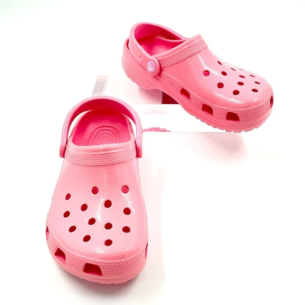 Crocs Girls Size 5 Classic Clog Pink Slip On Water Friendly NEW Kids $40